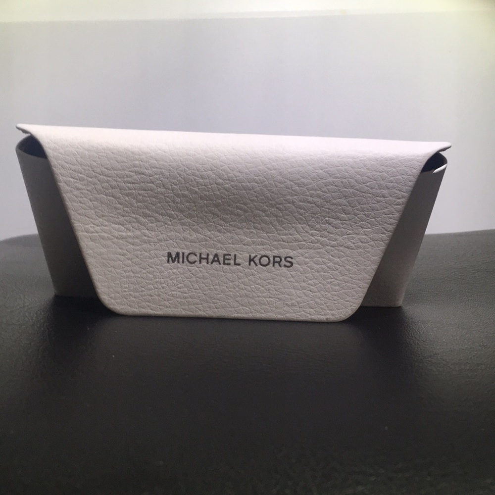 Micheal Kors eyeglasses case (Men or Women)